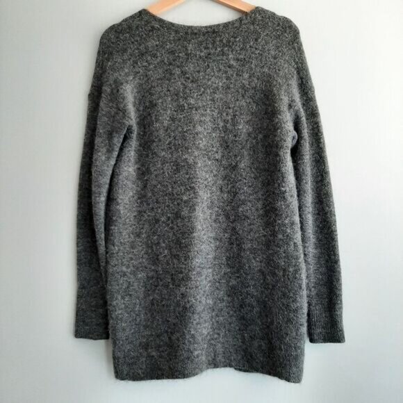 WILFRED FREE Aritzia Aronson Sweater Cardigan Fuzzy Knit Gray Sz XXS - Picture 10 of 15